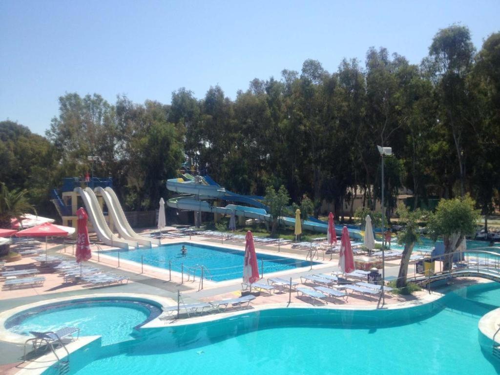 Camping Golden Sunset Alissos Esterno foto