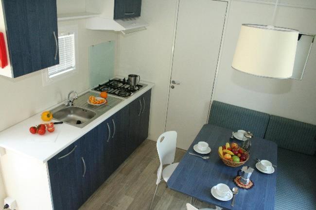 Camping Golden Sunset Alissos Esterno foto